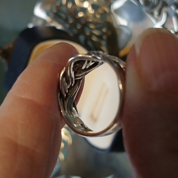 Sterling Silver Ring size 6 - Picture 5 of 6